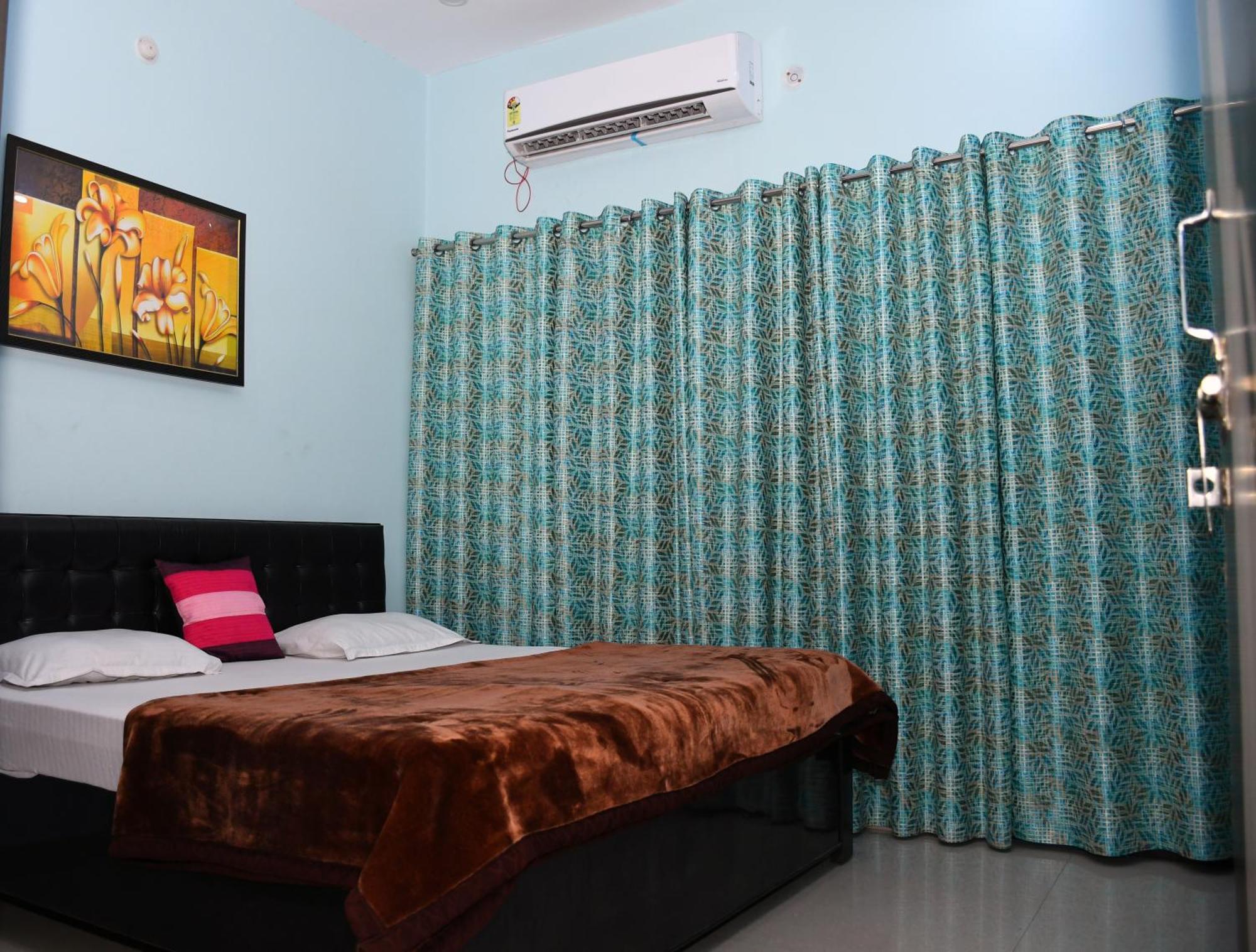 Indra Apartment Varanasi Ngoại thất bức ảnh